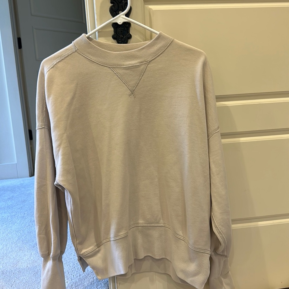 abercrombie cream crew neck, soft collection